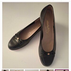 Good almost perfect! Size 10B, Black Salvatore Ferragamo Flats!